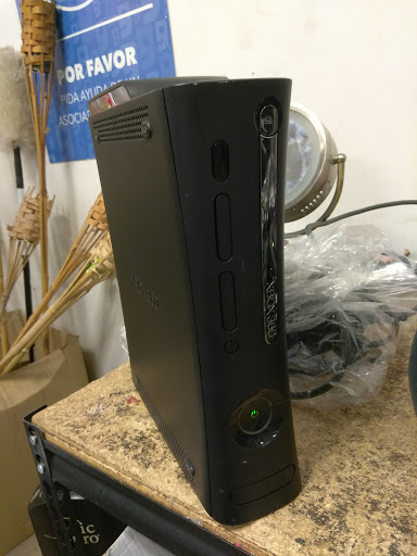 Thrift Store «48th & Baseline Goodwill Retail Store & Donation Center», reviews and photos, 2700 W Baseline Rd, Tempe, AZ 85283, USA