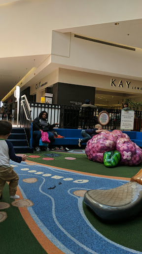 Shopping Mall «The Marketplace Mall», reviews and photos, 1 Miracle Mile Dr, Rochester, NY 14623, USA