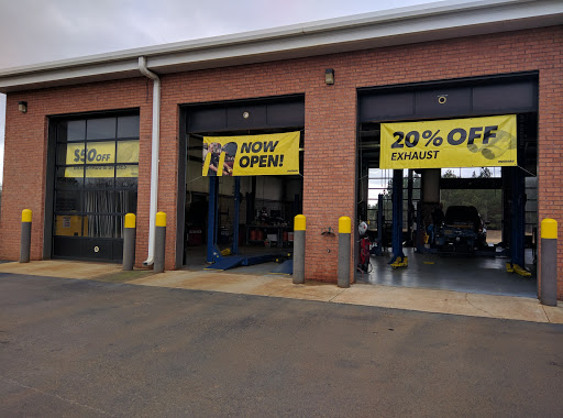 Auto Repair Shop «Meineke Car Care Center», reviews and photos, 2585 Freedom Pkwy, Cumming, GA 30041, USA