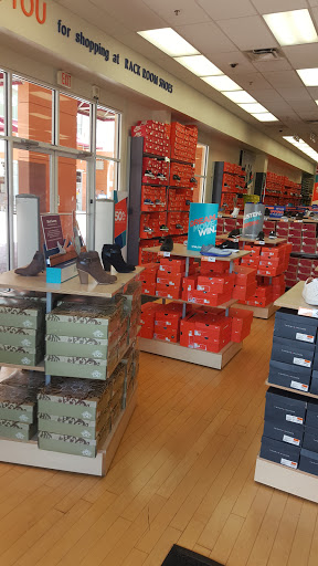 Shoe Store «Rack Room Shoes», reviews and photos, 2201 N Federal Hwy Ste C-102, Pompano Beach, FL 33062, USA