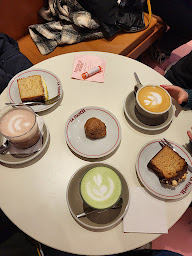 Photo n°53 de Café La Fiancée | Brunch Toulouse Saint Sernin à Toulouse ()