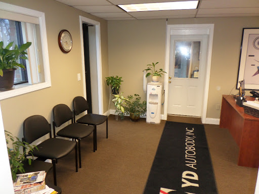 Auto Body Shop «Y D Autobody», reviews and photos, 160 Turnpike St, Canton, MA 02021, USA