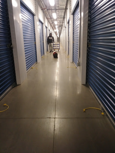 Self-Storage Facility «Life Storage», reviews and photos, 433 Lakewood Rd, Waterbury, CT 06704, USA