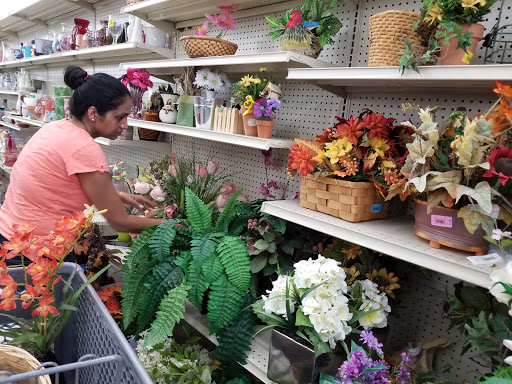 Thrift Store «Arc Thrift Store», reviews and photos, 1830 W Uintah St, Colorado Springs, CO 80904, USA