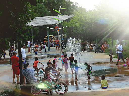 Water Park «Historic Fourth Ward Park Splash Pad», reviews and photos, 800 Dallas St NE, Atlanta, GA 30308, USA