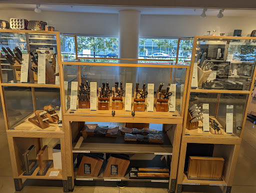 Furniture Store «Crate and Barrel», reviews and photos, 301 Santana Row, San Jose, CA 95128, USA