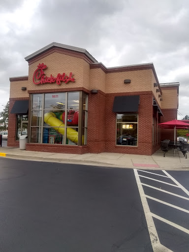 Fast Food Restaurant «Chick-fil-A», reviews and photos, 9611 Mentor Ave, Mentor, OH 44060, USA