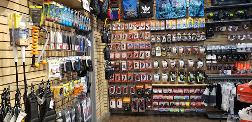 Shoe Store «Hibbett Sports», reviews and photos, 2048 W Oaklawn Rd #230, Pleasanton, TX 78064, USA