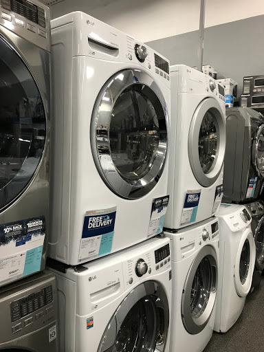 Electronics Store «Best Buy», reviews and photos, 3435 Princeton Rd, Hamilton, OH 45011, USA