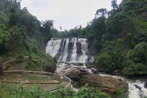 Malela waterfall image