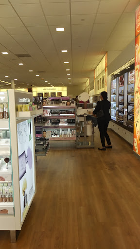 Hair Salon «Ulta Beauty», reviews and photos, 5410 Pacific Ave, Stockton, CA 95207, USA