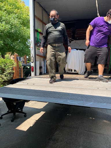 Clutch Moving Company image