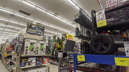 Hardware Store «Harbor Freight Tools», reviews and photos, 6808 W Greenfield Ave, West Allis, WI 53214, USA