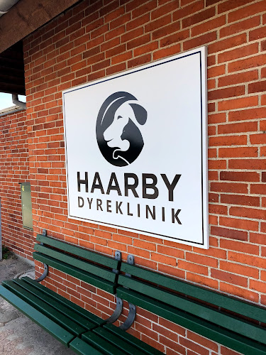 Anmeldelser af Haarby Dyreklinik i Esbjerg - Dyrlæge
