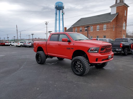 Used Car Dealer «Pioneer Truck Sales Inc», reviews and photos, 1642 W Henrietta Rd, Avon, NY 14414, USA