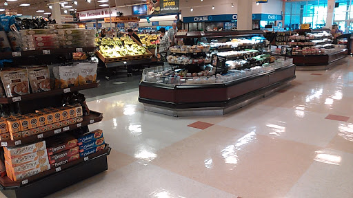 Grocery Store «Fred Meyer», reviews and photos, 365 Renton Center Way SW, Renton, WA 98057, USA