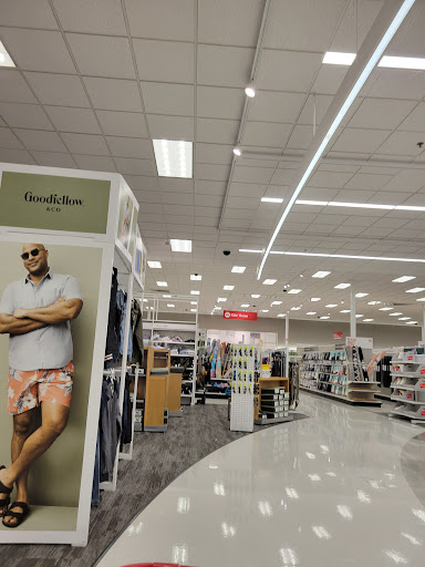 Department Store «Target», reviews and photos, 2199 MN-36, North St Paul, MN 55109, USA