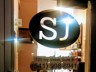 Salon Junction SJ