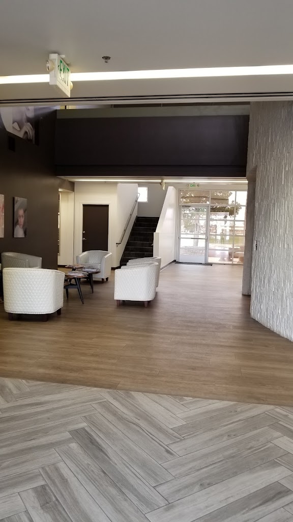 Caroline’s Signature Salon 85233