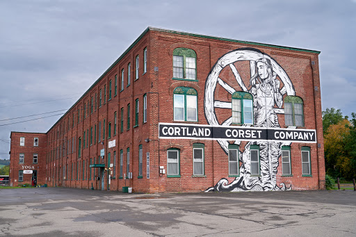 Heroes and Villains, 75 E Court St, Cortland, NY 13045, USA, 