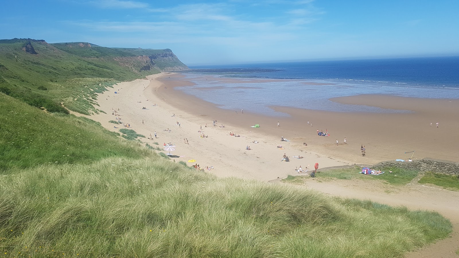 Skinningrove Plajı'in fotoğrafı düz ve uzun ile birlikte