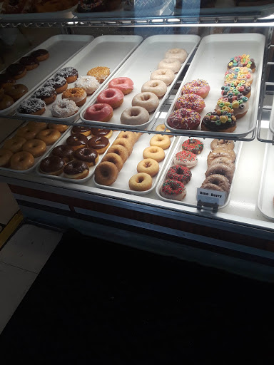 Donut Shop «Daylight Donuts», reviews and photos, 1801 Hover St, Longmont, CO 80501, USA