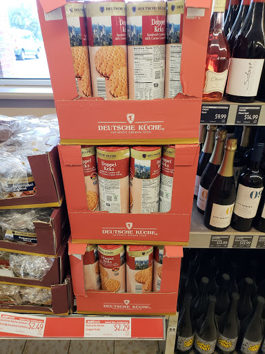 Supermarket «ALDI», reviews and photos, 707 S Wayne Rd, Westland, MI 48186, USA