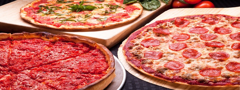 Best Thin Crust pizza place in Henderson - Amore Taste of Chicago | Henderson | Italian Restaurant - Pizza Pasta Wings