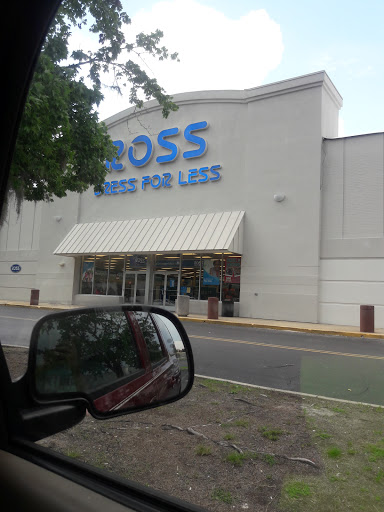 Clothing Store «Ross Dress for Less», reviews and photos, 2415 N Monroe St, Tallahassee, FL 32303, USA
