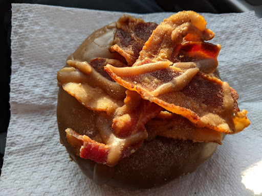 Donut Shop «DB3 Donuts», reviews and photos, 1704 Central St, Evanston, IL 60201, USA