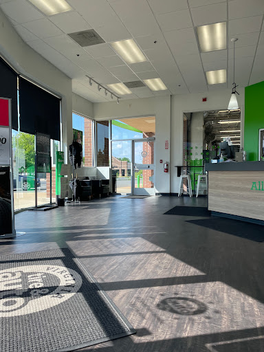 Auto Repair Shop «Virginia Tire & Auto of Ashburn-Dulles», reviews and photos, 44285 Ice Rink Plaza, Ashburn, VA 20147, USA