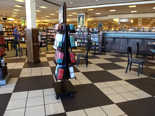 Book Store «Barnes & Noble», reviews and photos, 6134 S Westnedge Ave, Portage, MI 49002, USA