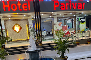 HOTEL PARIVAR image