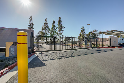 Self-Storage Facility «American Self Storage», reviews and photos, 606 Parker Rd, Fairfield, CA 94533, USA