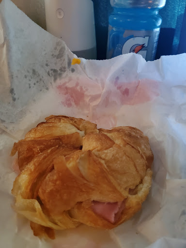 Donut Shop «Ocean Springs Donuts», reviews and photos, 2408 Government St, Ocean Springs, MS 39564, USA