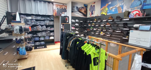 Hospitality clothing stores Toulouse