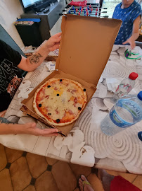 Plats et boissons du Pizzeria Pizza Mania à Lesparre-Médoc - n°4