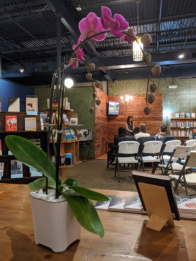 Book Store «Malvern Books», reviews and photos, 613 W 29th St, Austin, TX 78705, USA