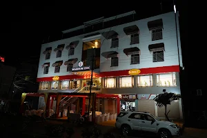 Hotel Magnum Inn image