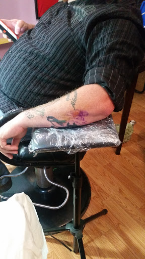 Tattoo Shop «B & E Tattoo Co.», reviews and photos, 450 S Oates St, Dothan, AL 36303, USA