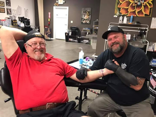 Tattoo Shop «Black Talon Tattoo Company», reviews and photos, 1925 W Brandon Blvd, Brandon, FL 33511, USA