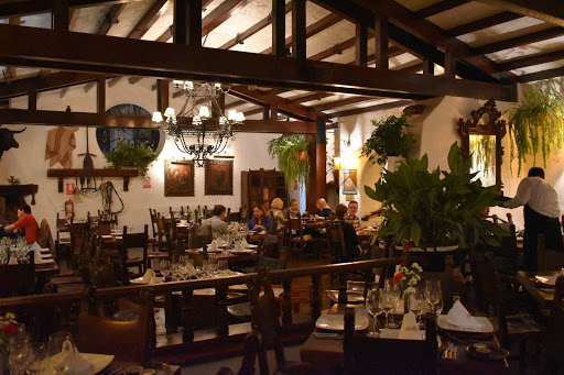 Troppo Restaurante - C. Los Libertadores 199, San Isidro 15073, Perú