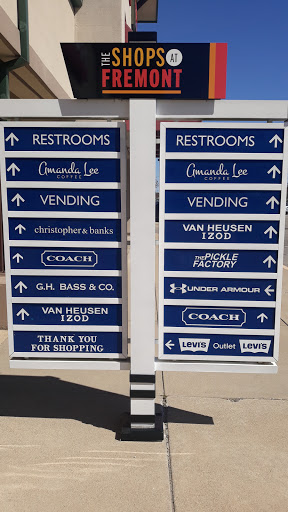 Outlet Mall «The Outlet Shoppes At Fremont», reviews and photos, 6245 N Old 27, Fremont, IN 46737, USA