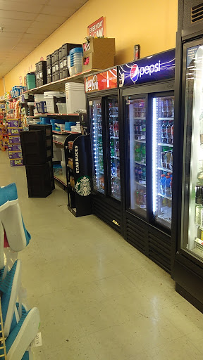 Dollar Store «FAMILY DOLLAR», reviews and photos, 2300 Iverson St, Hillcrest Heights, MD 20748, USA