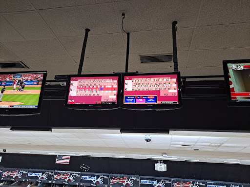 Bowling Alley «Legend Lanes», reviews and photos, 4190 State Rd, Cuyahoga Falls, OH 44223, USA