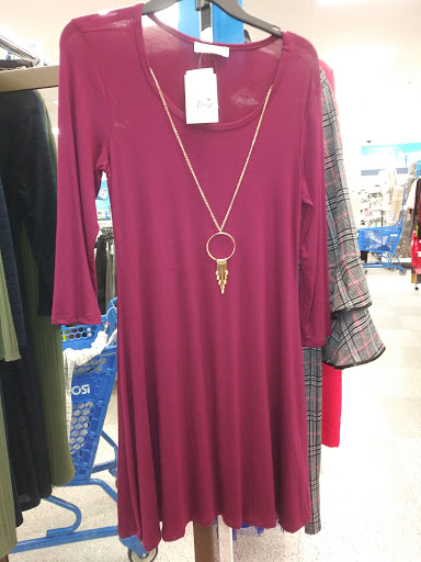 Shopping Mall «Washington Square Mall.», reviews and photos, 4849 W North Ave, Chicago, IL 60639, USA