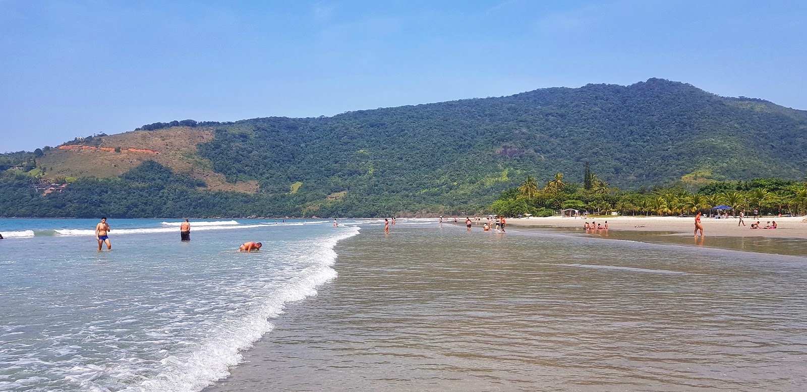 Maranduba Plajı'in fotoğrafı çok temiz temizlik seviyesi ile
