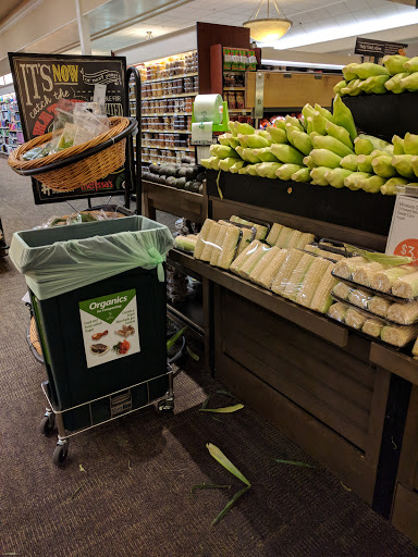 Grocery Store «Lunds & Byerlys Roseville», reviews and photos, 1601 County Rd C West, Roseville, MN 55113, USA