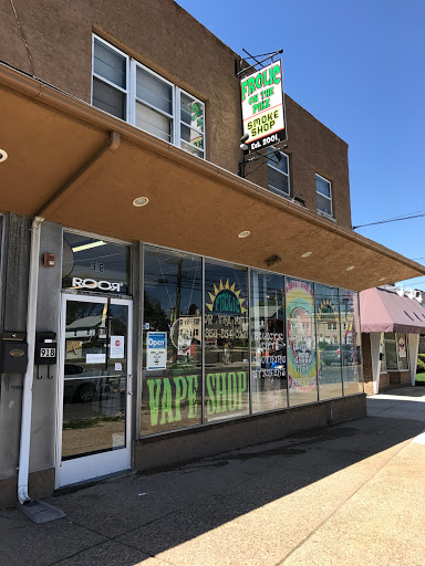 Frolic, 918 White Horse Pike, Oaklyn, NJ 08107, USA, 