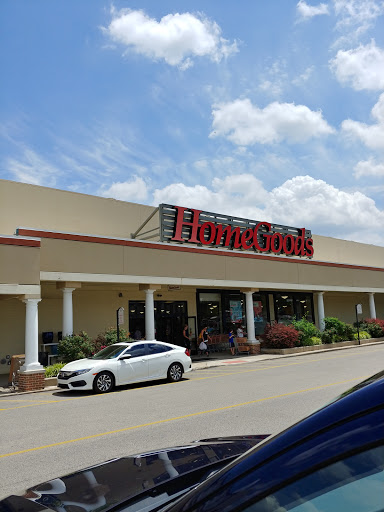 HomeGoods, 1991 Sproul Rd #32, Broomall, PA 19008, USA, 